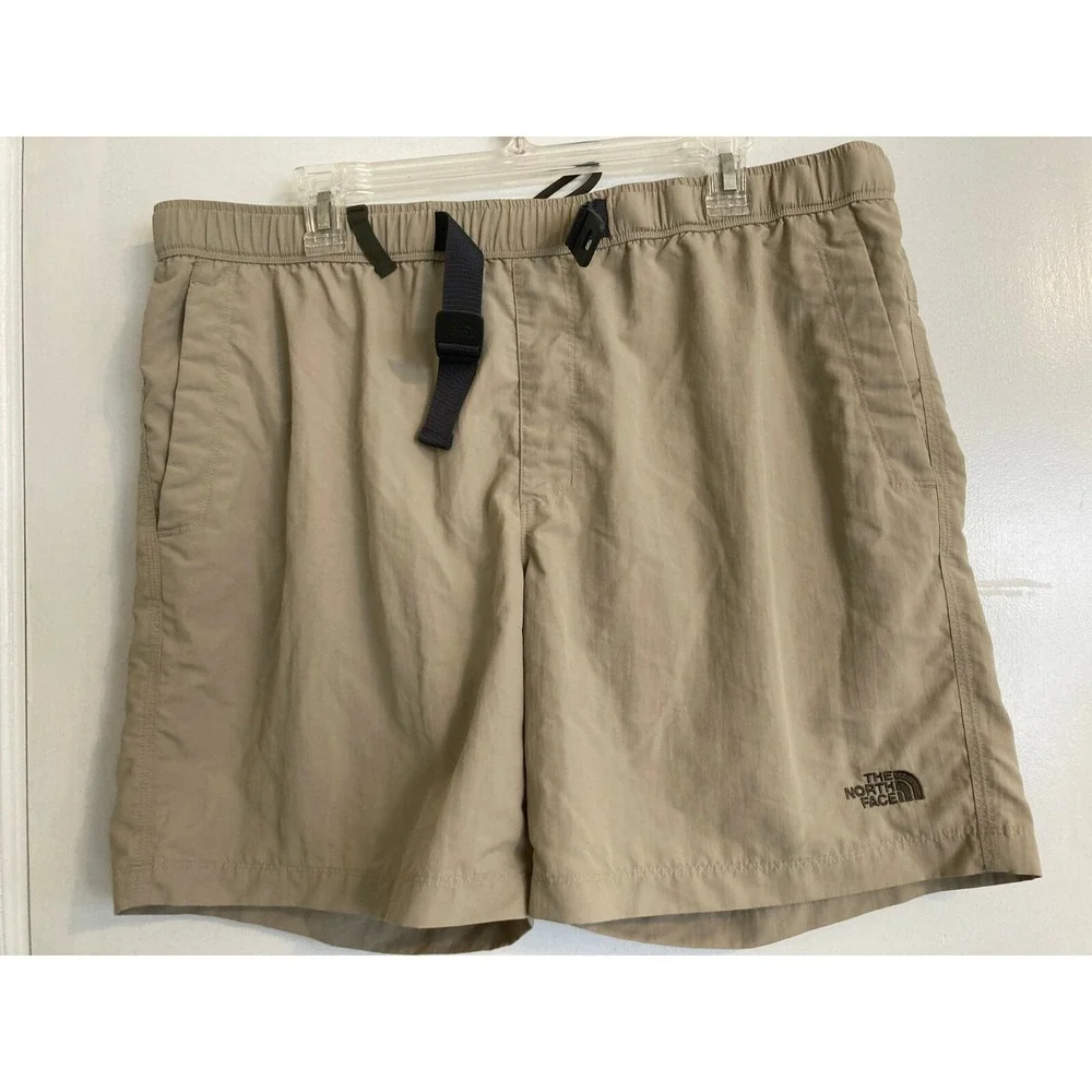The North Face Shorts‎ Men's XL Beige Short Court Pull On Belted Nylon 2990